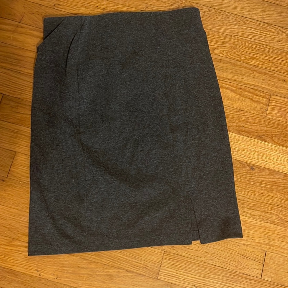 Grey old navy pencil skirt